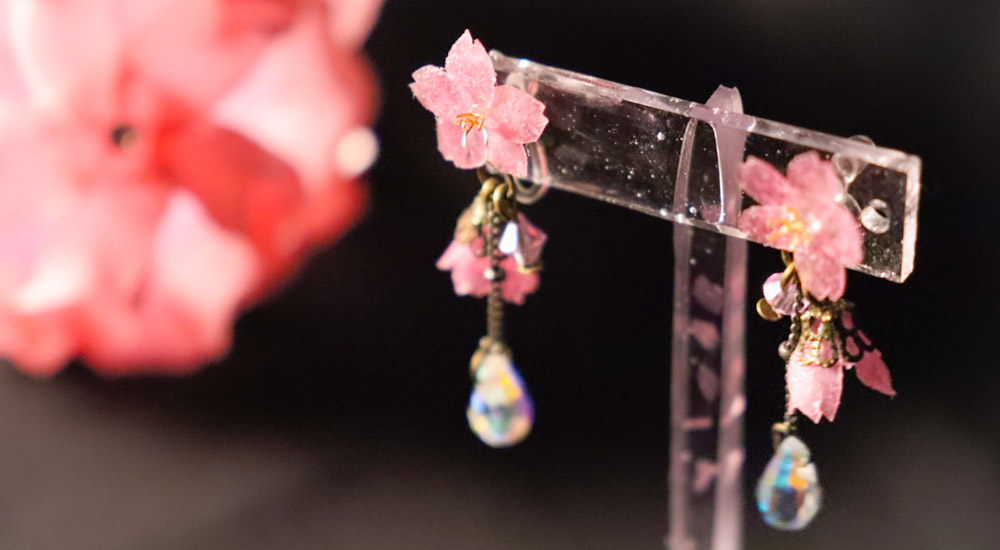 零店-レイテン-春を待つ桜の耳飾り